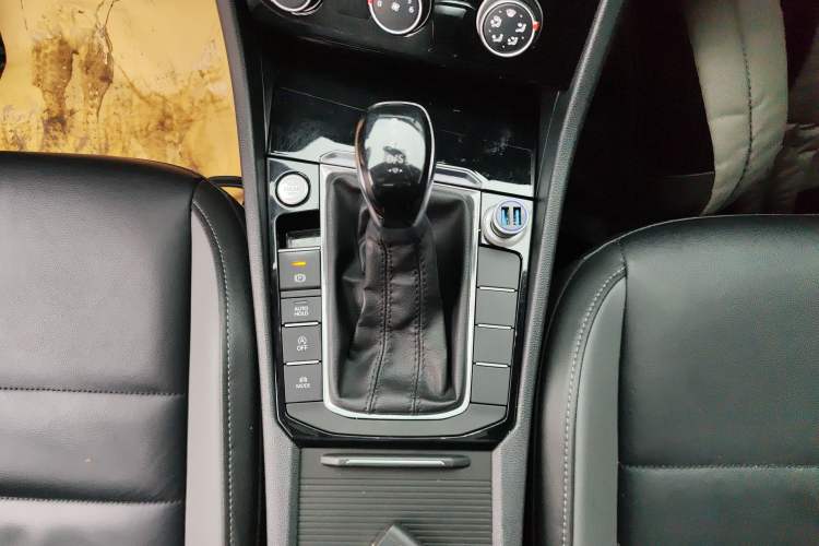 Used Volkswagen Sagitar 2019 280TSI DSG Comfort Version China VI Standard
