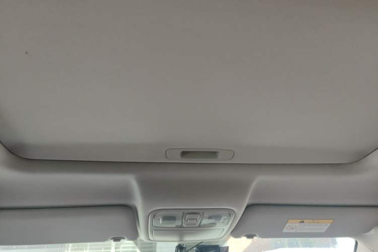 Used CHANGAN CS75 2016 1.8T Automatic Elite Model China IV Standard Headliner