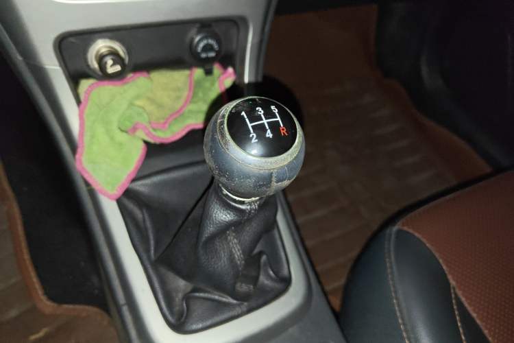 Used BYD F3 2015 Energy-Saving Edition 1.5L Manual Luxury Model