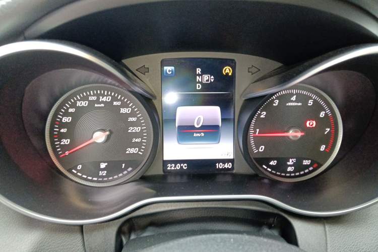 Used Mercedes-Benz C-Class 2015 Revised C 200 L Sport Edition Instrument Cluster