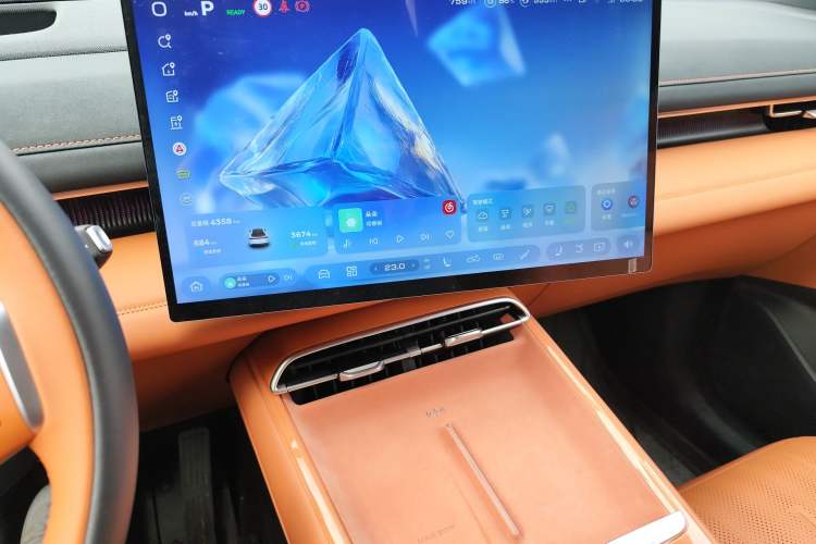 Used Deepal S07 2026 230Ultra with Huawei Qiankun ADS SE Edition Audio And AC Panel