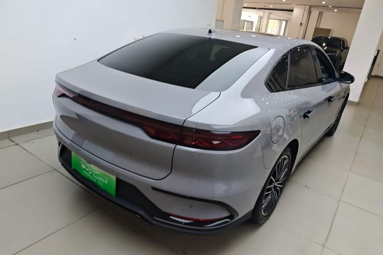 Used BYD Han 2025 DM-i Intelligent Driving Edition 125KM LiDAR Flagship Model
