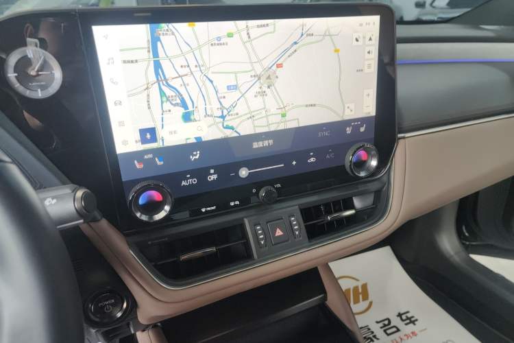 Used Lexus ES 2025 300h Deluxe Edition