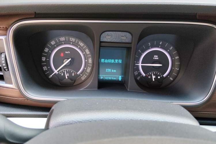 Used Buick GL8 2017 25S Comfort Version China V Standard Instrument Cluster