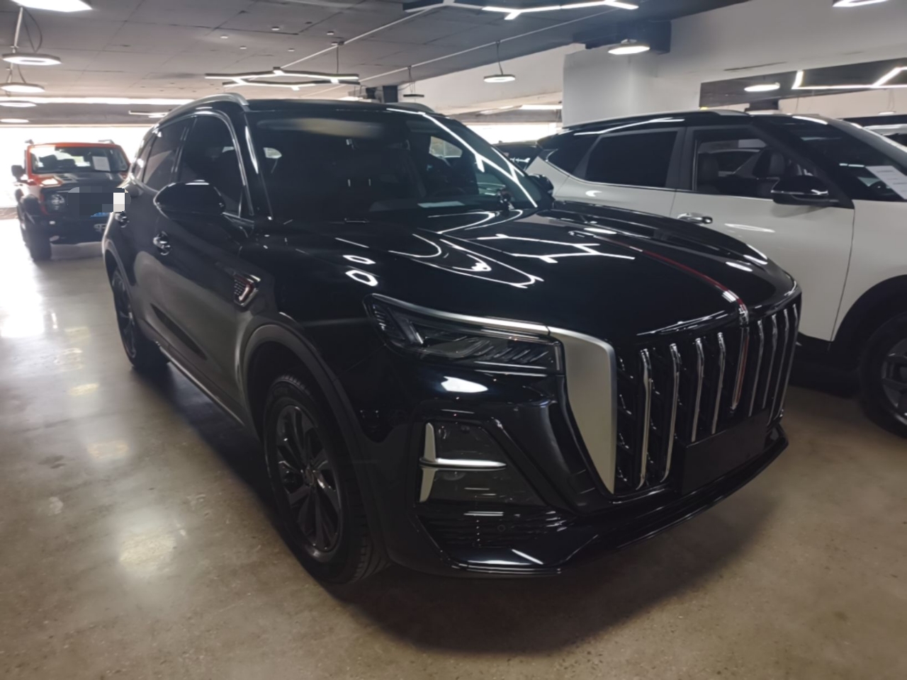 Hongqi HS5 2026 Model 2.0T Two-Wheel Drive Qi Xiang Pro Edition — снимка 3