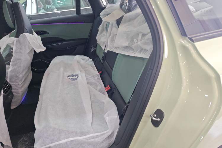 Used Hongqi EH7 2025 600 Smart Selection Edition
