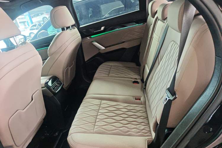 Used BYD Tang New Energy 2024 DM-i Champion Edition 200KM Deluxe Model