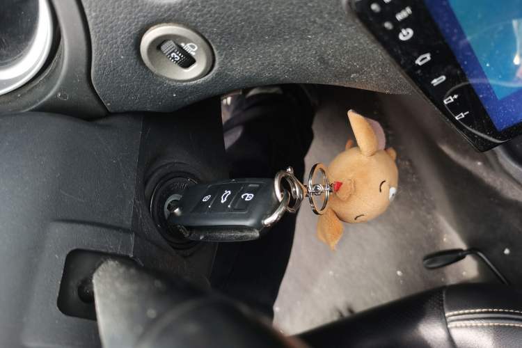 Used Lotus L3 2009 1.6L Manual Fashion Model