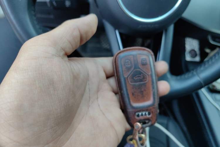 Used Audi A4L 2018 30th Anniversary Edition 40 TFSI Fashion Model
