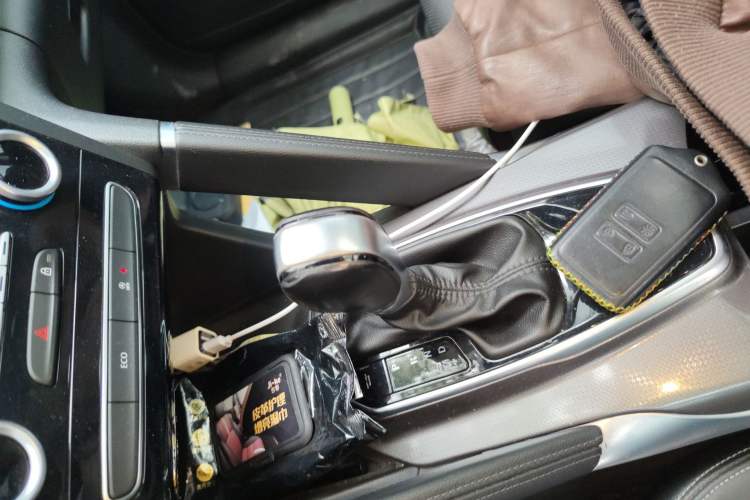 Used Renault Koleos 2017 2.0L Two-Wheel Drive Luxury Edition
