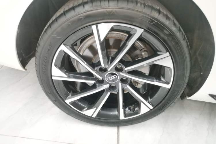 Used Audi A4L 2023 40 TFSI Luxury Dynamic Model