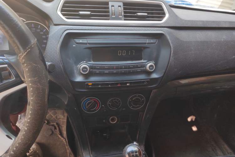 Used Great Wall Wingle 5 2017 2.0T European-Style Diesel 4x4 Ambition Version with Extended Double Cab – GW4D20E
