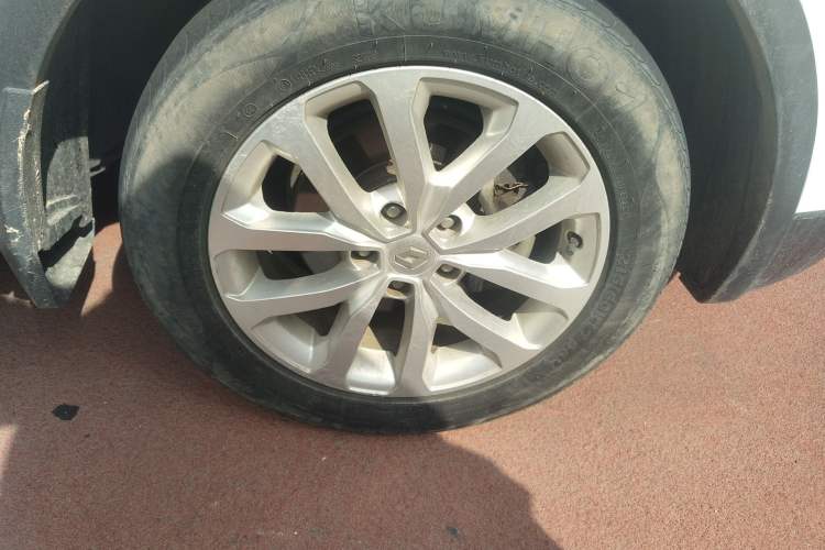 Used Renault Kadjar 2017 2.0L Two-Wheel-Drive Leading Edition Right Front Wheel Hub