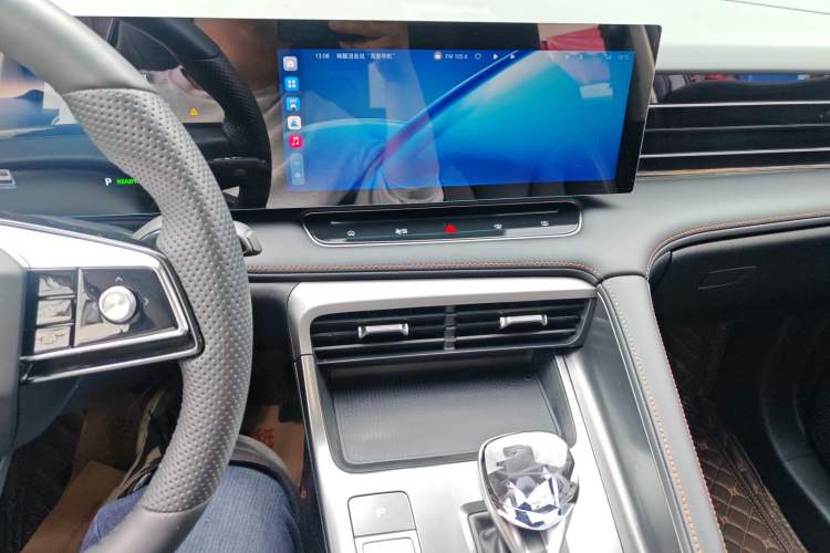 Used Roewe RX5 New Energy 2023 eRX5 Super Hybrid Premium Edition Audio And AC Panel