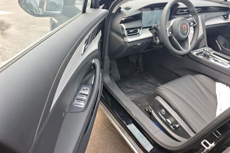 Used Hongqi H5 PHEV 2025 170 Super Hybrid Version