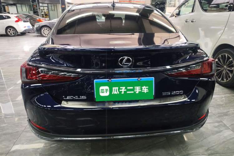 Used Lexus ES 2020 200 Excellence Edition Rear