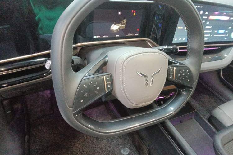 Used Hongqi EH7 2024 690 Pro Steering Wheel