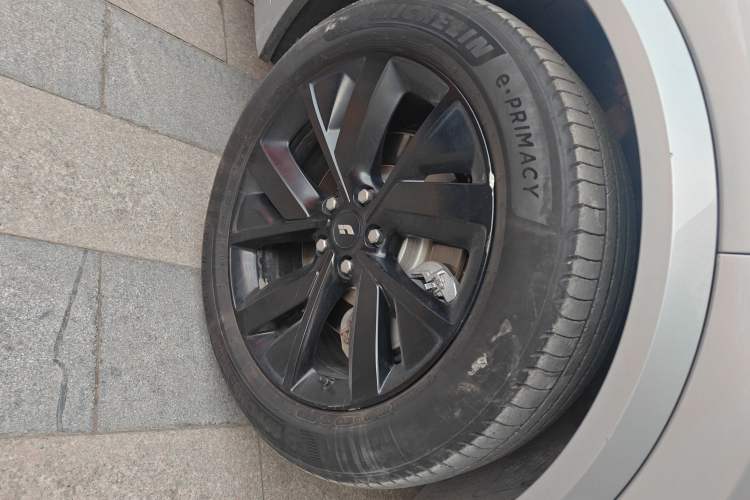 Used Li Auto L8 2023 Pro Model