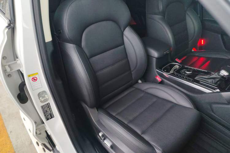 Used Haval H7 2017 Blue Label H7L 2.0T Automatic Prestige Model Right Front Seat