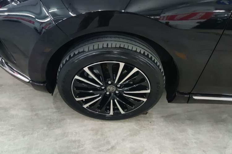 Used Toyota Venza 2022 2.0L CVT Four-Wheel Drive Supreme Edition Left Front Wheel Hub