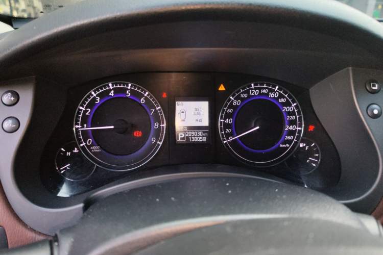 Used Infiniti QX50 2015 2.5L Enjoyment Edition Instrument Cluster