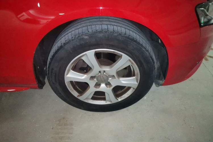 Used Audi A4L 2009 2.0 TFSI Technology Edition Right Front Wheel Hub