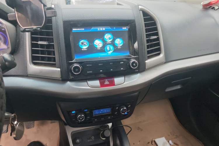 Used JAC Group Refine S3 2014 1.5L Manual Luxury Smart Model Audio And AC Panel