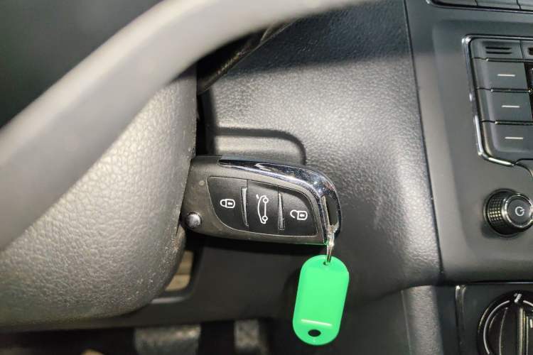 Used Volkswagen Polo 2016 1.6L Automatic Comfort Model Vehicle Key