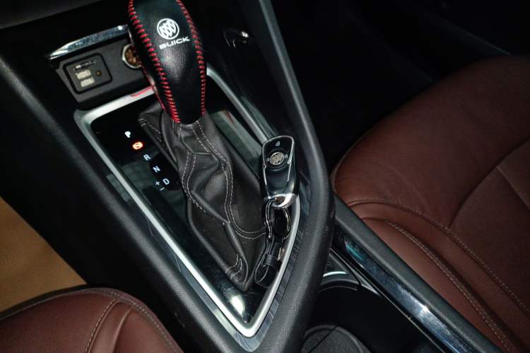 Used Buick GL6 2018 18T 6-Seater Luxury Model
