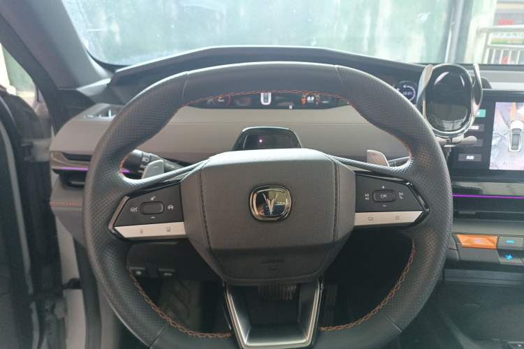 Used CHANGAN UNI-V 2022 1.5T Prestige Version Steering Wheel