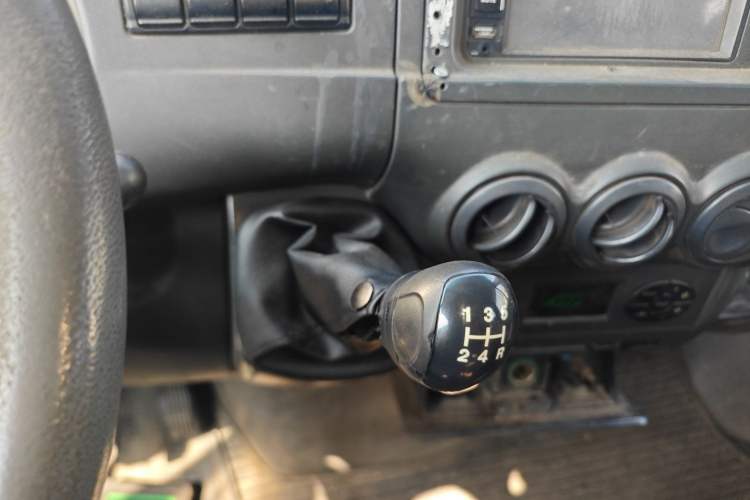 Used Iveco Power Daily  Gear Lever