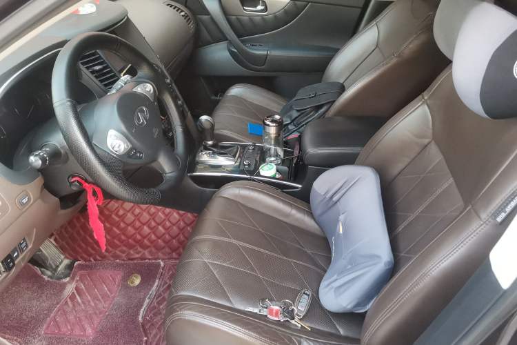 Used Infiniti QX70 2015 3.7L Shadow Edition