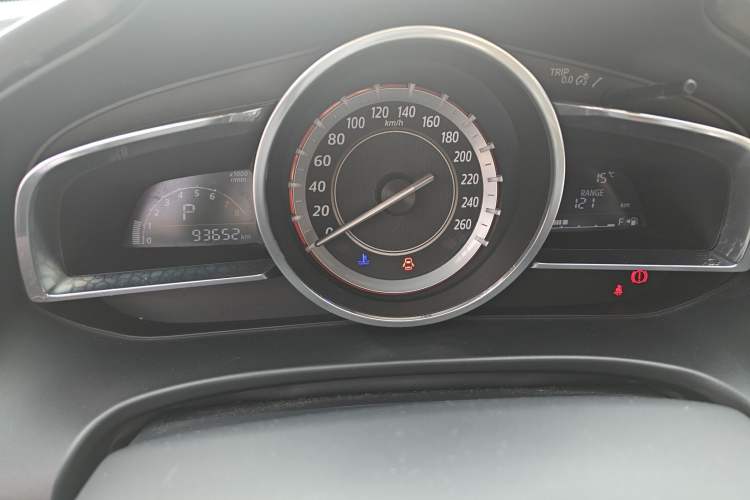 Used Mazda Mazda 3 Axela 2014 Sedan 1.5L Automatic Comfort Model