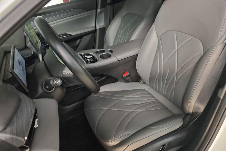 Used Geely Galaxy L6 2025 EM-i 140km Starship Edition Left Front Seat