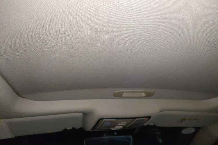 Used Geely Auto Vision X6 2016 1.8L Manual Luxury Model