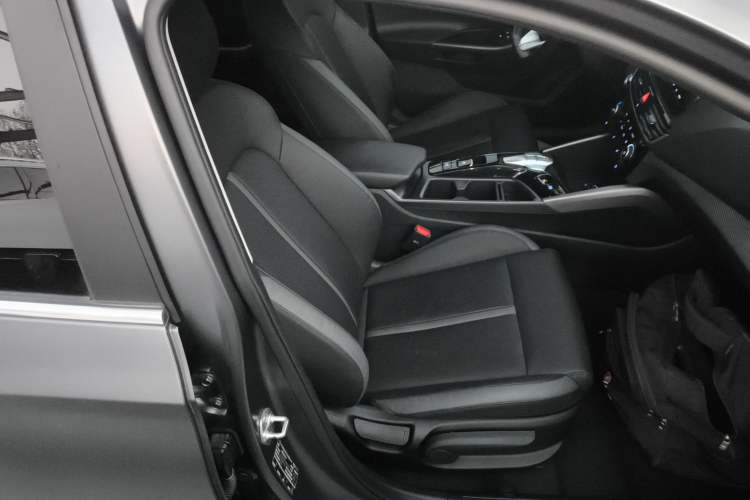 Used Hyundai Lafesta Electric 2020 GLX ZhiJie Edition
