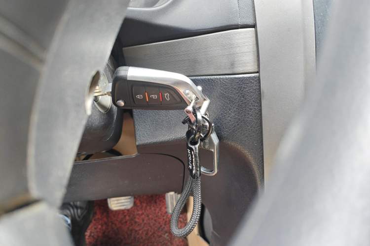 Used Haval H5 Classic 2011 Zhizun Edition 2.0L Two-Wheel Drive Luxury Model