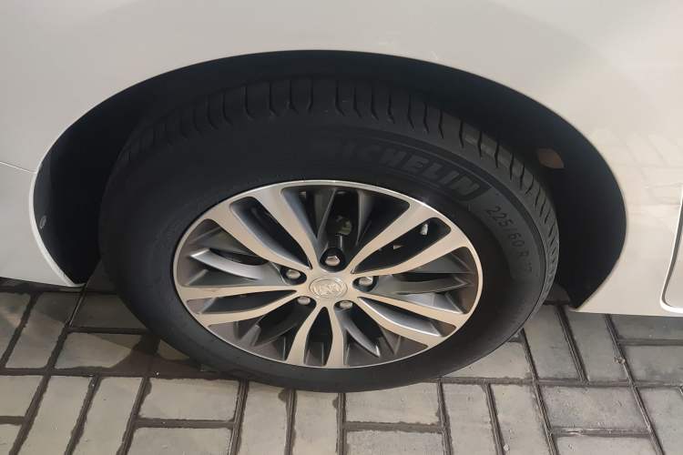 Used Buick GL8 2020 ES Land Cruiser 653T Luxury Edition
