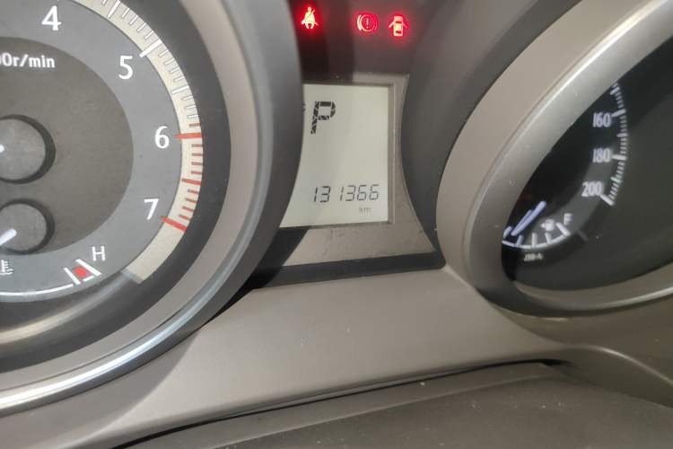 Used Toyota Prado 2014 4.0L Low-Power Version Middle East Edition Odometer Close Up