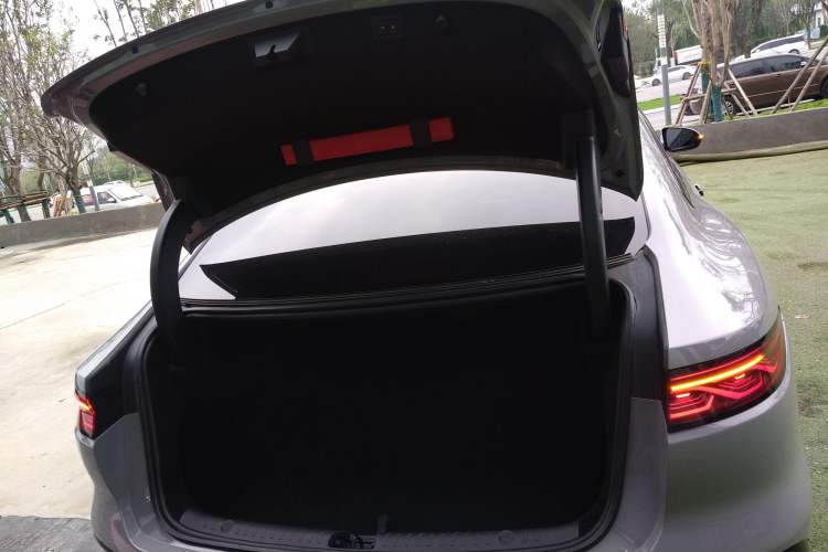 Used BYD Han 2025 EV with 701 km of Laser Radar-Enabled Intelligent Driving