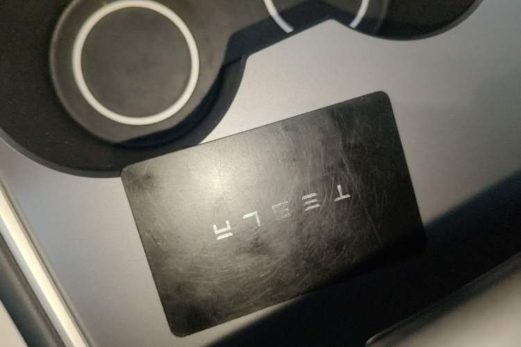 Used Tesla Model Y 2021 Long-Range All-Wheel-Drive Version 3D7
