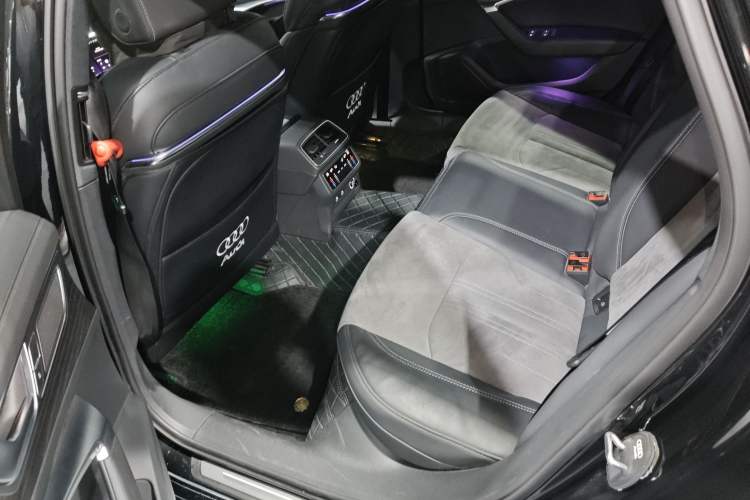 Used Audi A6L 2024 45 TFSI quattro Prestige Dynamic Edition
