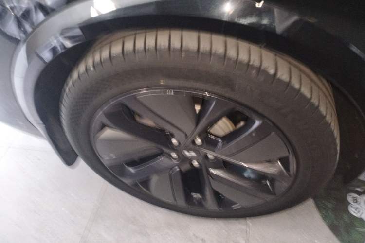 Used Li Auto L7 2023 Pro Model
