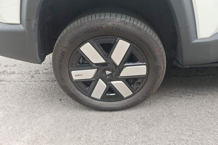 Used Deepal G318 2024 Four-Wheel-Drive Air Suspension Model