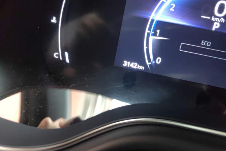 Used Toyota Avalon 2024 2.0L Ambition Edition Odometer Close Up