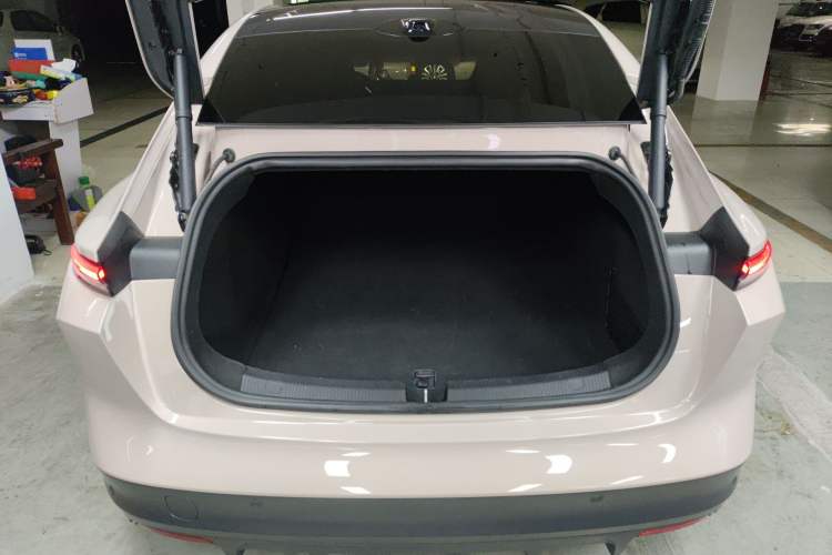 Used Nio ET5 2022 75 kWh