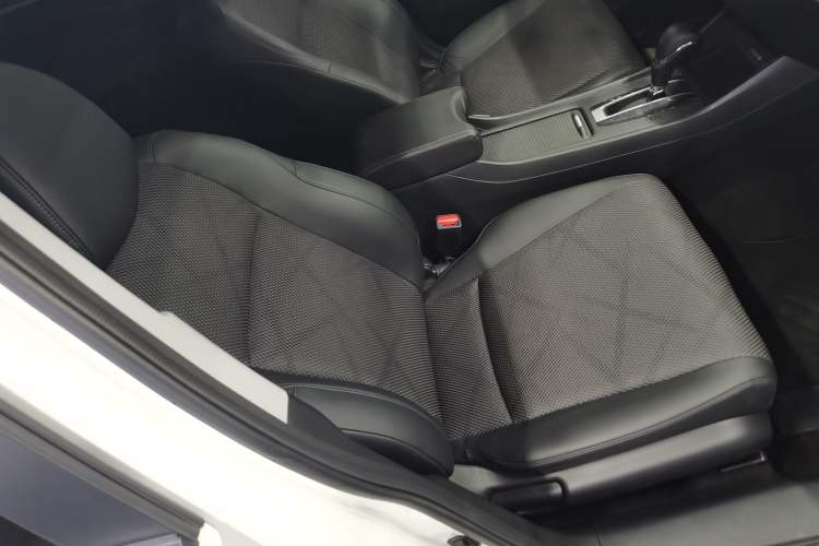 Used Honda Jade 2016 1.8L Automatic Comfort Elite Version 5 Seats