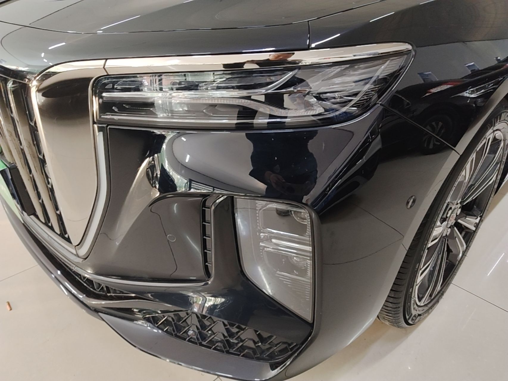Hongqi H9 2024 2.0T Qichang Private Enjoyment Luxury Edition — снимка 8