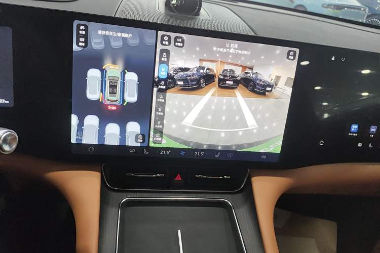 Used Hima AITO M8 2025 Extended-Range Ultra Version 53.4 kWh 6-Seater Edition
