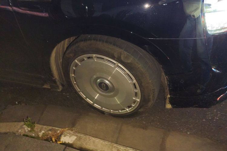 Used Hima AITO M9 2024 Range-Extended Ultra Version 52 kWh 6-Seater Model
